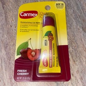 NEW Carmex Lip Balm